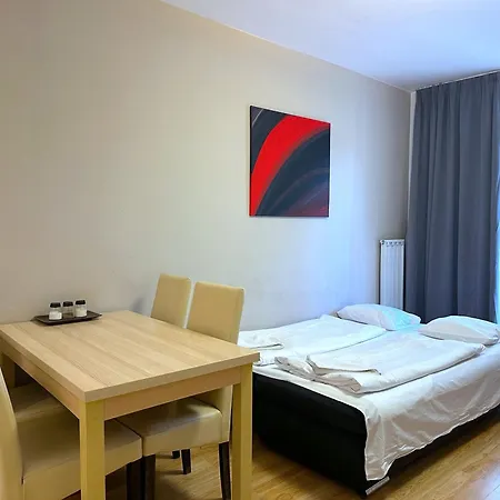 公寓 Prime - Modern 1 Bedroom With 2 Balcony & Parking Included *