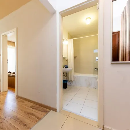 Prime - Modern 1 Bedroom With 2 Balcony & Parking Included 公寓 布达佩斯